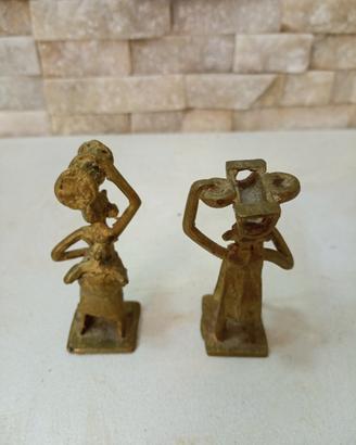 uomo donna africano in bronzo