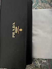 Portafoglio grande Prada