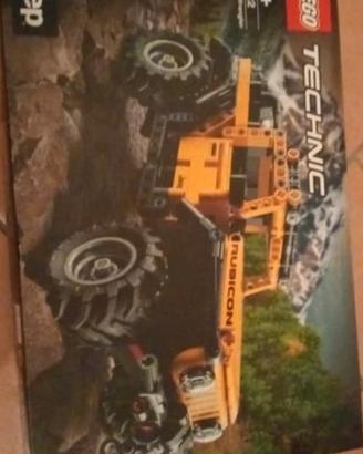 Lego Jeep Wrangler Rubicon 42122 nuova