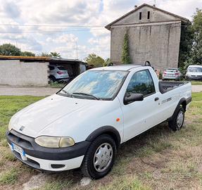 Fiat Strada clima