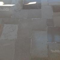 PIETRA lavorata e levigata