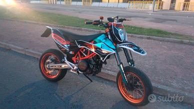 KTM 690 smc-r 2015 DEPOLIBRETTOA2