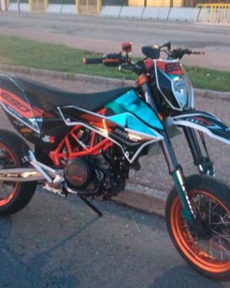KTM 690 smc-r 2015 DEPOLIBRETTOA2