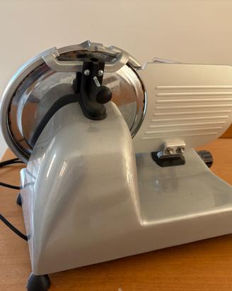 RGV Lusso 25 GS – Affettatrice professionale
