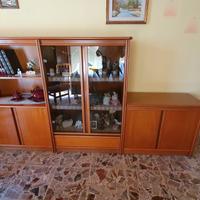 Vetrinetta con porta TV in ciliegio