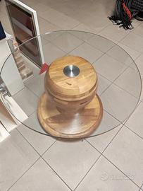tavolo da salotto in vetro e legno