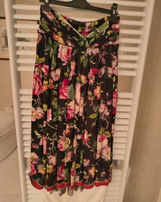 Gonna motivi floreali