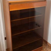 Vetrinetta vintage in noce