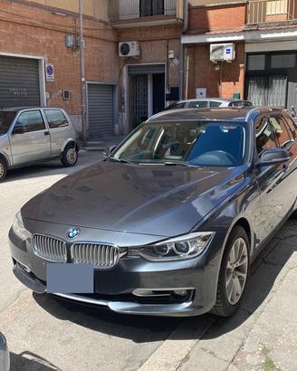 BMW 318 Toring anno 2013 Modern