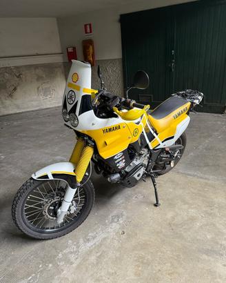Yamaha SUPERTENERE 750