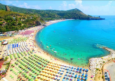 Villin al centro MARINA DI CAMEROTA 100MT MARE