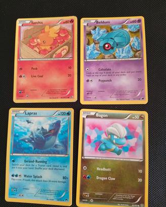 Lotto 4 carte Pokemon 