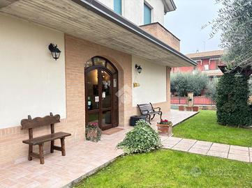 VILLA SINGOLA A BASTIA UMBRA