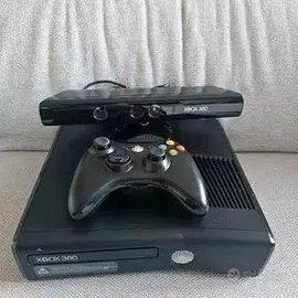 Xbox 360 nera + Kinect e controller