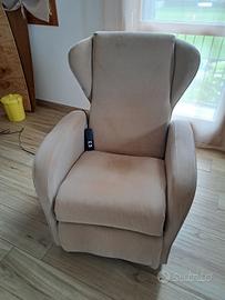 Poltrona alza persona elettrica