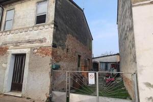 Immobile in asta di 119 m² con 5 locali a Quingent
