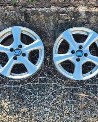 4 Cerchi In Lega R15 MSW 6,5Jx15 H2 4 Fori