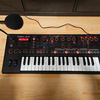 Roland Jd-xi con scatola, manuali e alimentatore