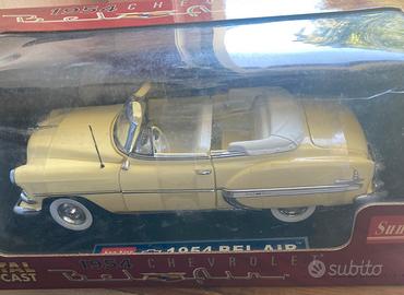 Chevrolet Belair Convertible gialla 1:18 Sun Star