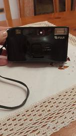 macchina fotografica Fuji DL 80 