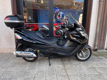 Suzuki Burgman 400 (2010)