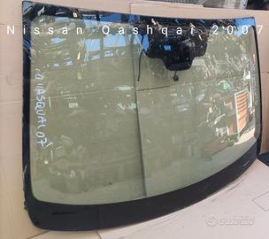 Parabrezza Nissan Qashqai