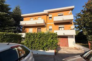 PORZIONE DI BIFAMILIARE A GRISIGNANO DI ZOCCO