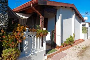 Bungalow villaggio l'oasi club Tor San Lorenzo