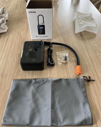 Mini compressore aria portatile 

