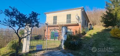 Casa indipendente con giardino