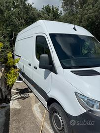 Mercedes sprinter