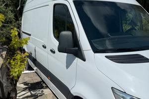 Mercedes sprinter