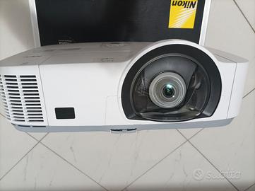 RIBASSONE-Videoproiettore NEC M260 XS