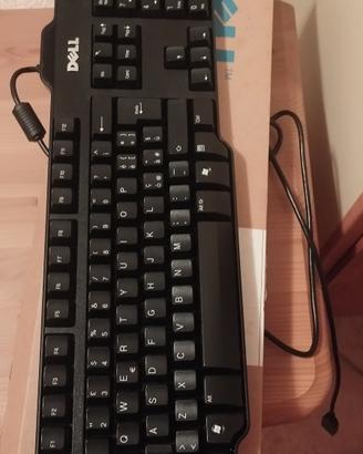tastiera Dell con la sua scatola