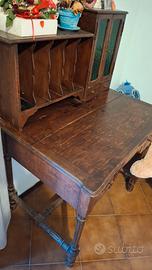 Antico scrittoio con ribalta in legno massello – f
