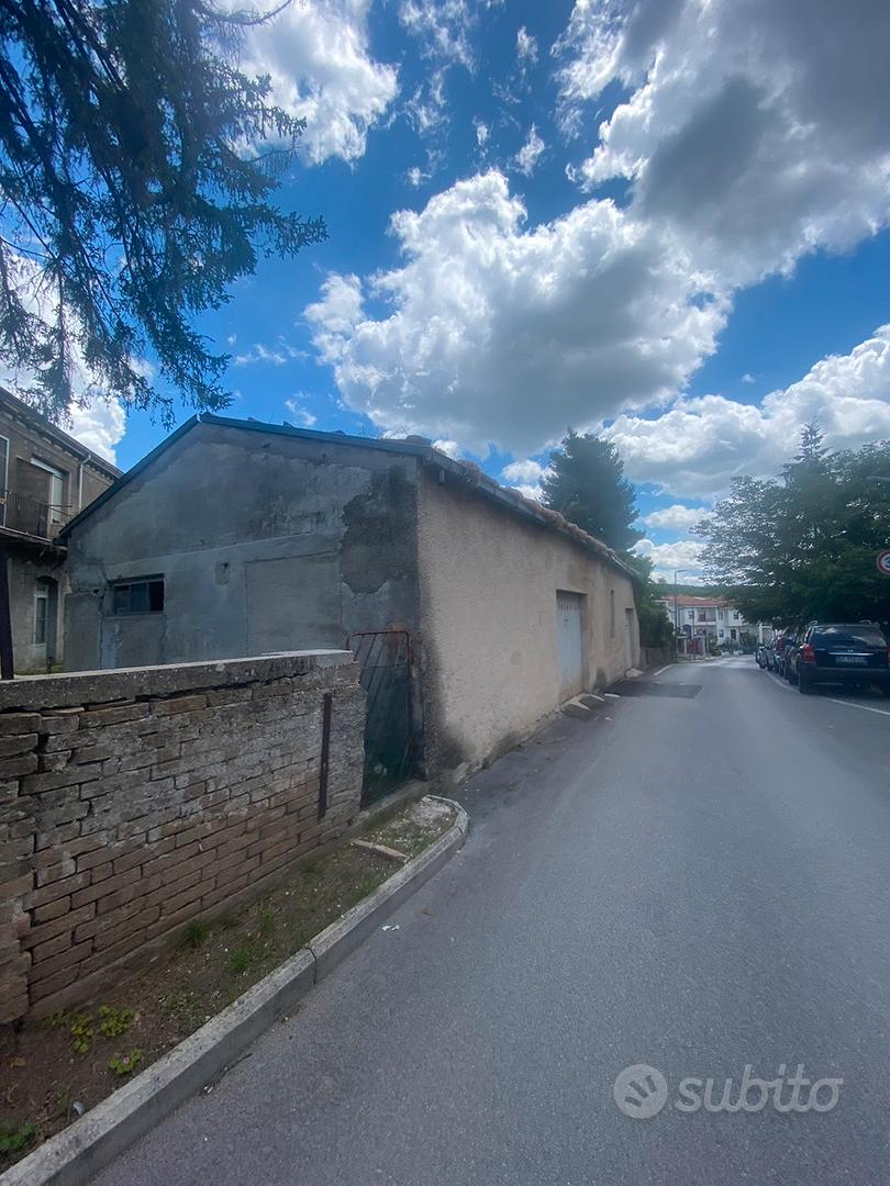 Complesso Garage 115mq + Terreno Edificabile 600mq - View 6
