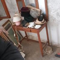 mobile toeletta anni 20 con sgabello 