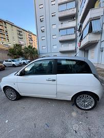 Lancia Ypsilon 1.3 multijet