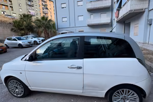 Lancia Ypsilon 1.3 multijet