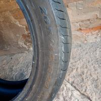 2 gomme Pirelli P Zero 265/45 R20 104Y