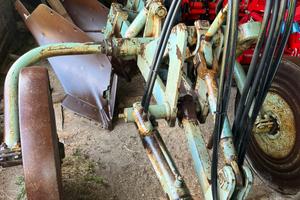 Aratro bivomere/monovomere