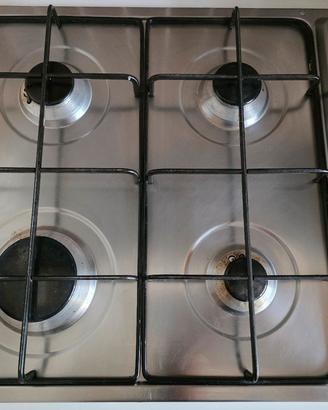 cucina completa di elettrodomestici 