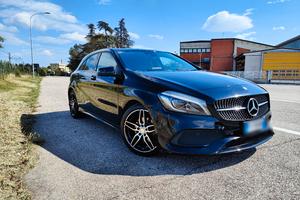Mercedes A200D automatica premium - AMG line
