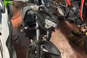 Kawasaki z650 anno 2021 incidentata