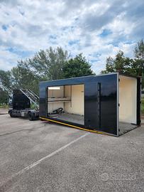 Bisarca chiusa carro attrezzi chiuso