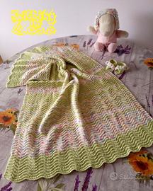 Corredino baby 120euro cottone lavorato ai ferri