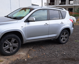 Toyota Rav4 2.2 177 cv