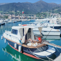 Barca 7.5mt Resincolor 25 mot 153cv no posto barca