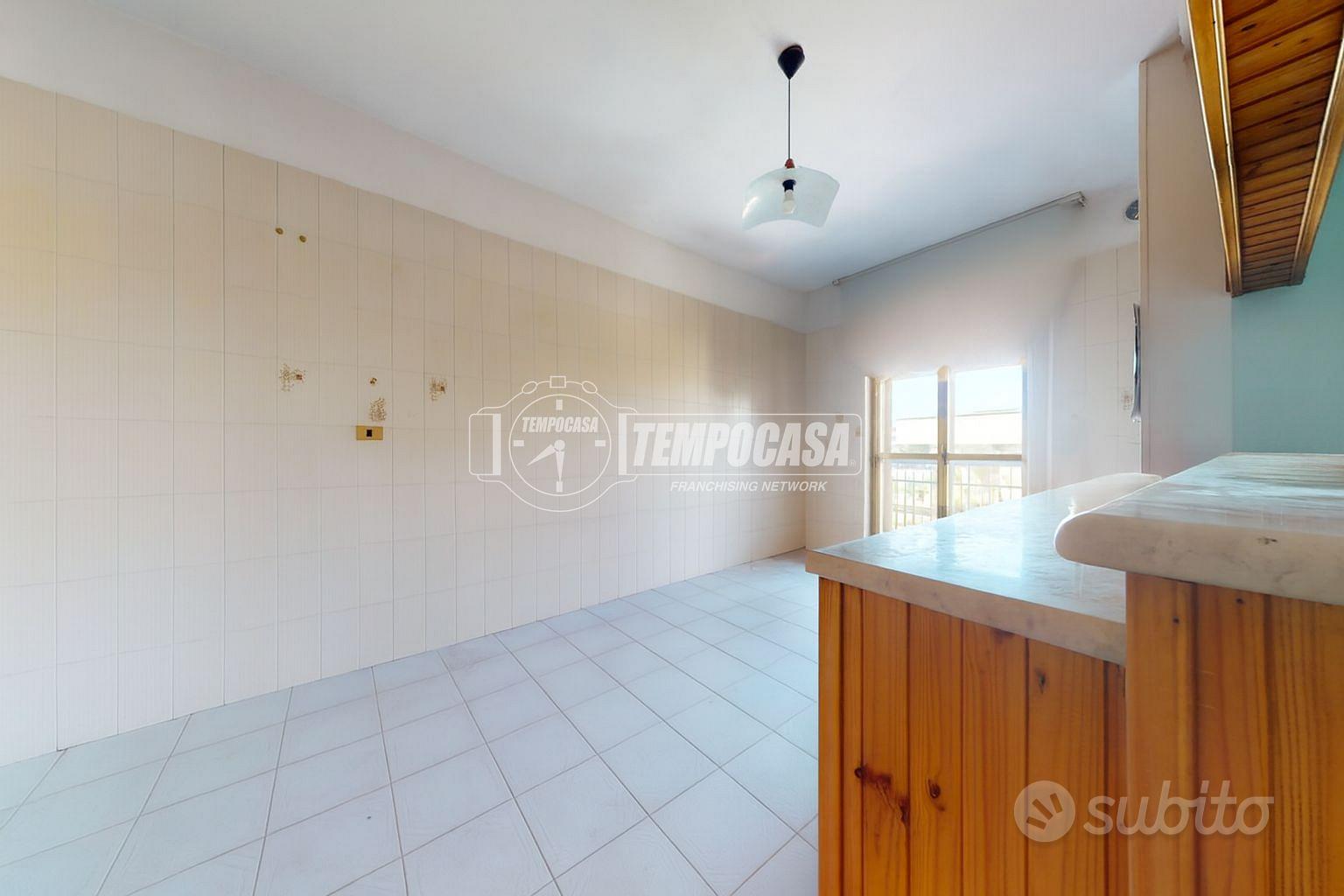 Apartment in Acquaviva delle Fonti, Bari - Altro