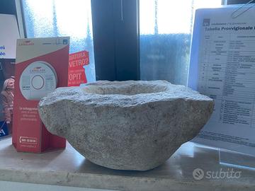 Acquasantiera svuotatasche